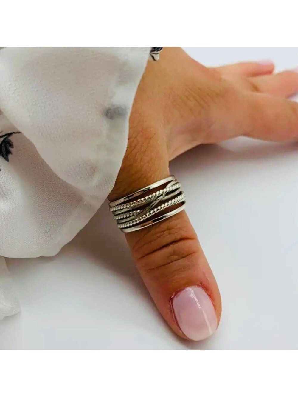 New - Vintage - Boho Style - Silver Overlap Line Design Open Ring - OS